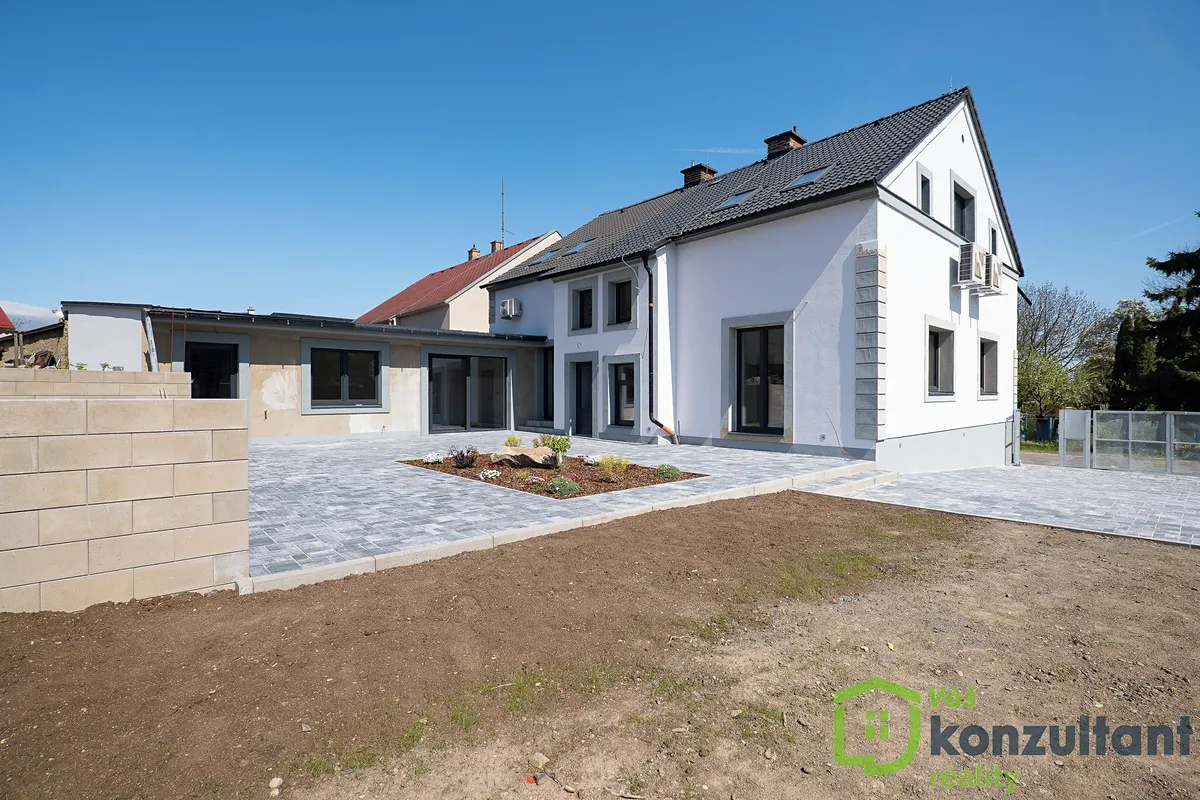 Prodej vily 277 m², pozemek 1048 m²